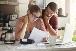 Comparativa entre Renta Fija y Variable: ¿Cuál es la Opción más Segura y Rentable para Invertir tu Dinero?