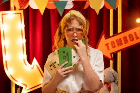 Trampas de la tarjeta en época de fiestas: cómo evitarlas sin arruinar tu bolsillo